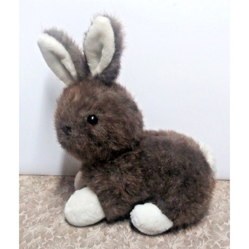 Vintage Realistic Bunny Plush Rabbit 12.5” Sitting ?Ganz Brothers?Heritage CUTE